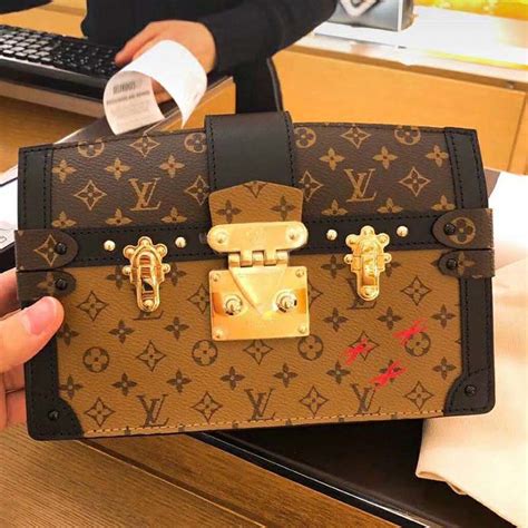 louis vuitton clutch australia|louis vuitton women's clutch.